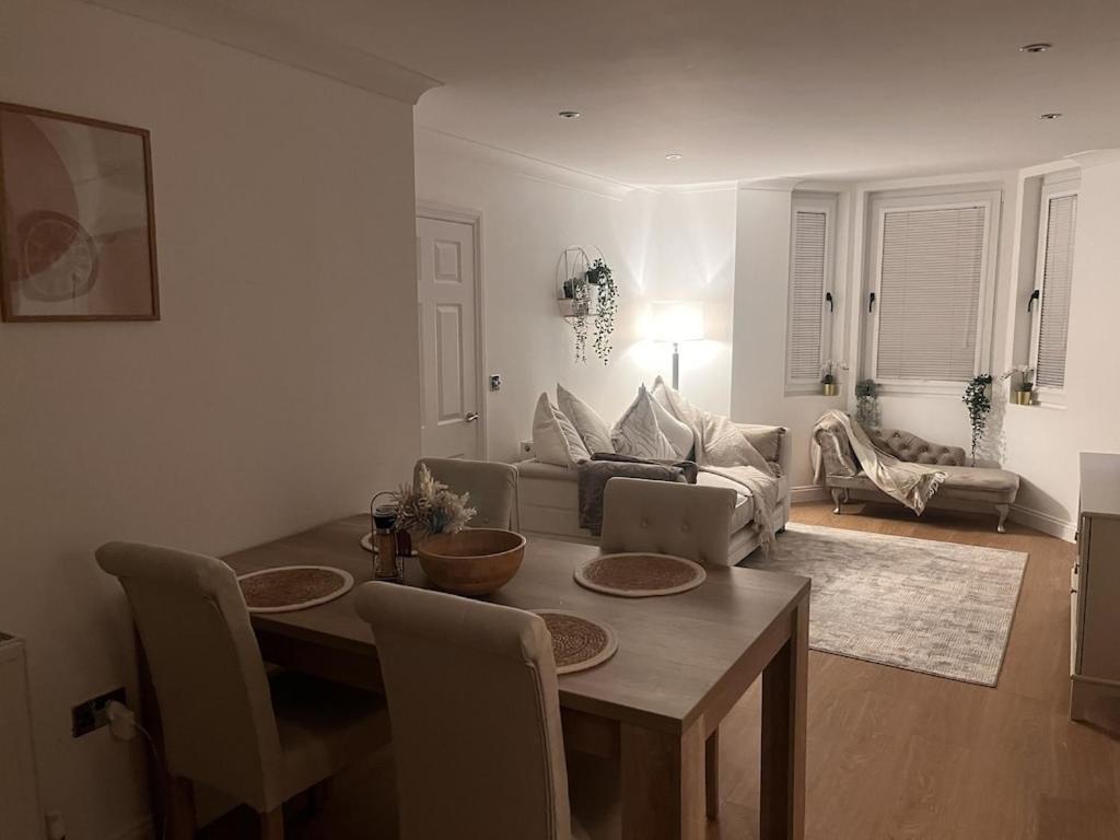 Gorgeous 2 Floor 3 Bed Apartment St Leonards-on-Sea Εξωτερικό φωτογραφία